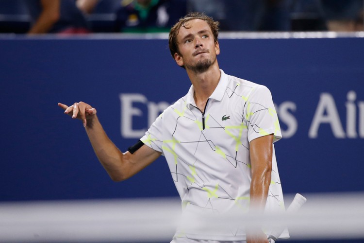 Mekinro: Medvedev prihvatio ulogu nevaljalca, Novak nije