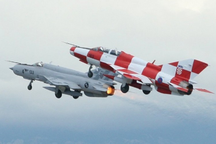 Hrvatski MIG presreo ukrajinski avion