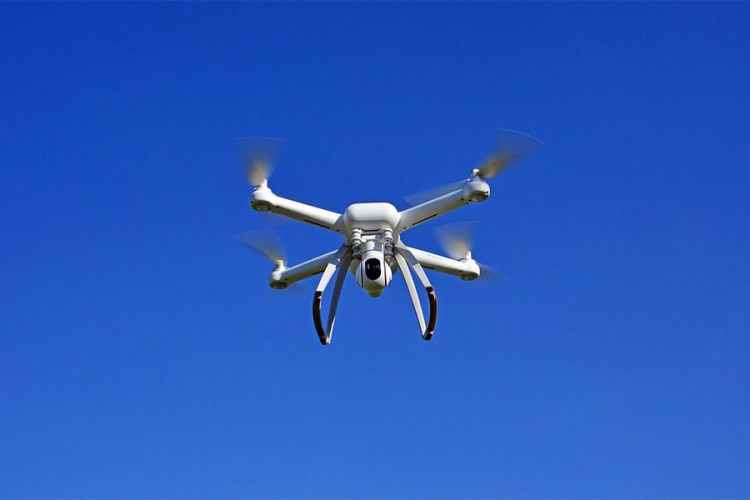 Česi protiv Kosova htjeli podignuti dron s parolom "Kosovo je srpsko"