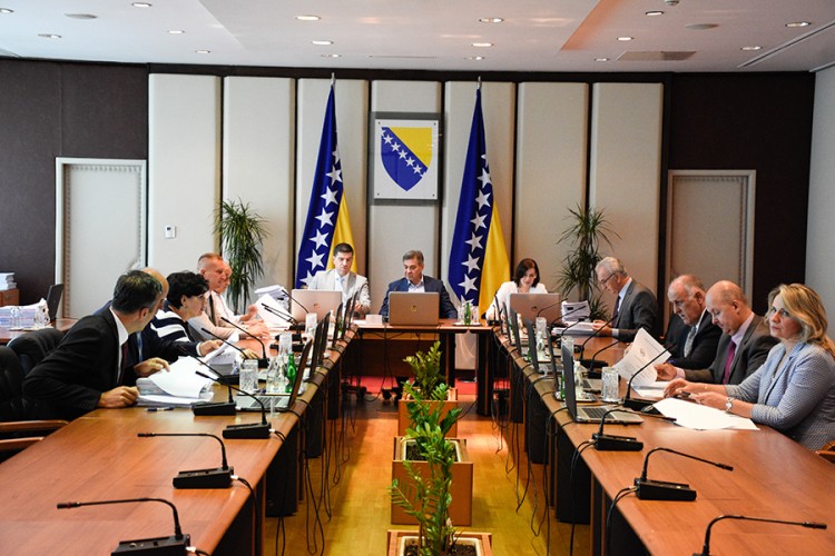 Ministri se nisu čuli ni vidjeli duže od mjesec dana