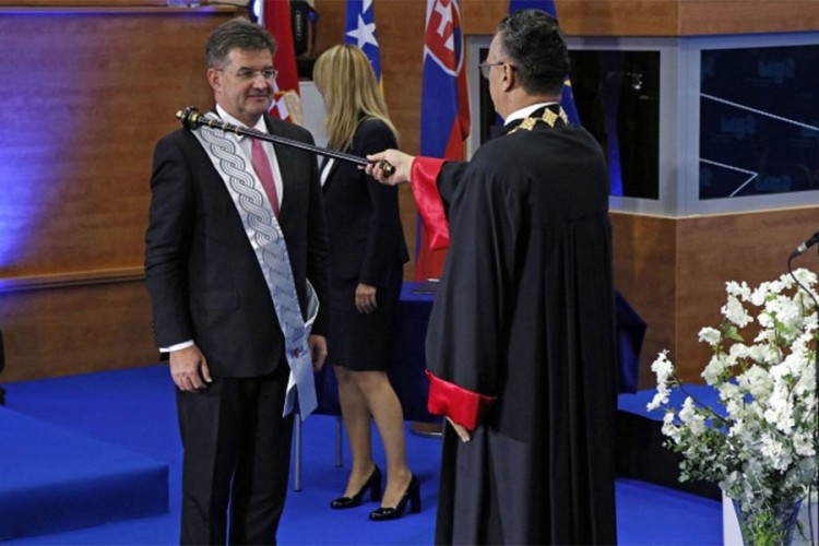 Lajčak u Mostaru promovisan za počasnog doktora