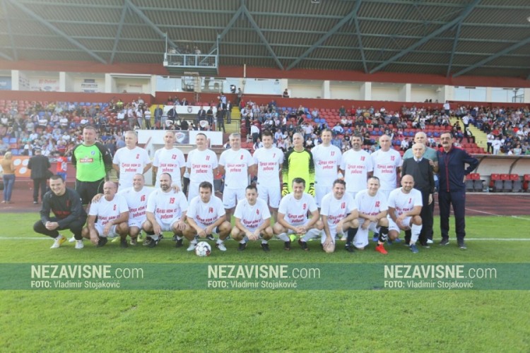 Ljekari nadigrali novinare