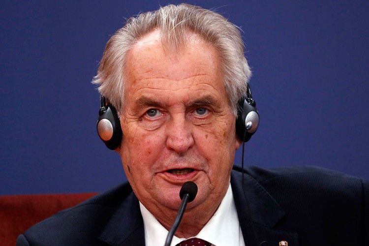 Zeman: Argumentovaću stav o povlačenju priznanja Kosova