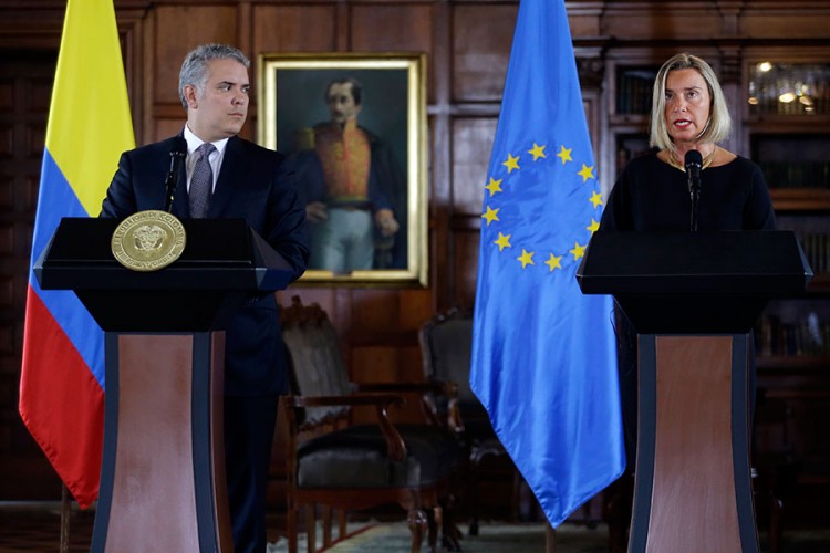 EU šalje Kolumbiji 30 miliona evra za migrante iz Venecuele