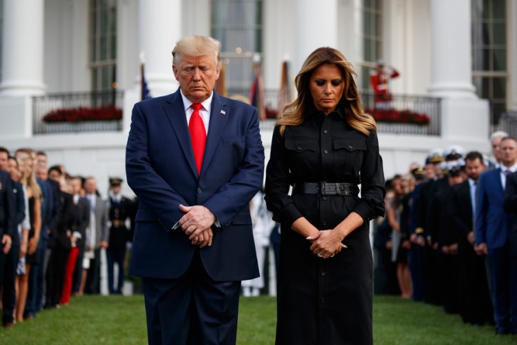 Melaniju Tramp zbog haljine optužili da provocira žrtve 11. septembra