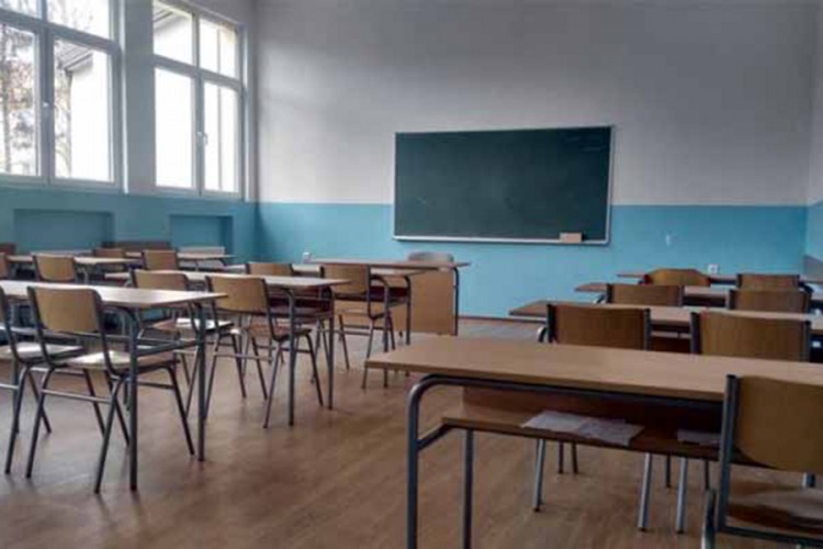 Vlada USK traži neometano odvijanje nastave