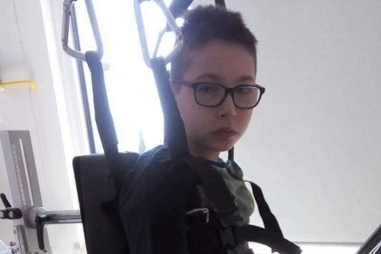Zeničanin prodaje imovinu kako bi njegov sin mogao nastaviti liječenje