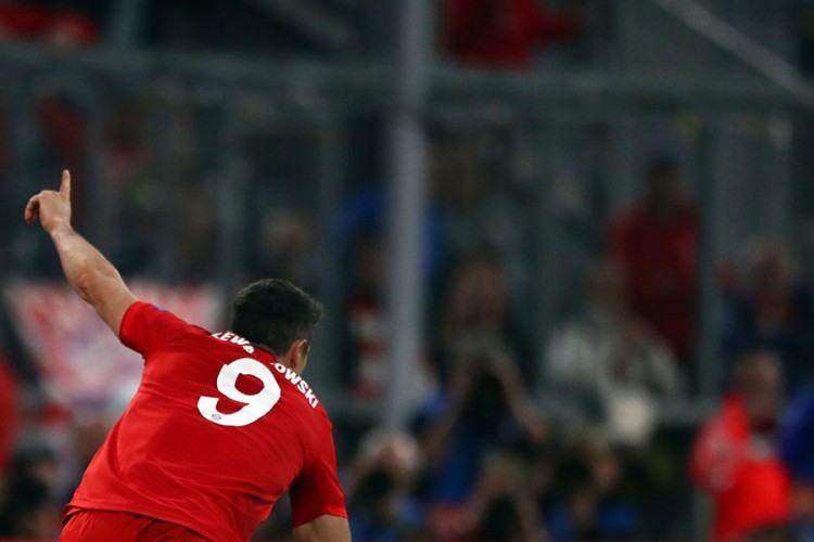 Zvezda pala na Bajernove "fore", tri gola u mreži Borjana