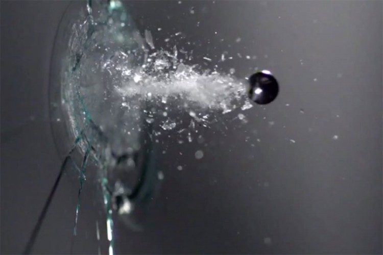 Gorilla Glass vjetrobran
