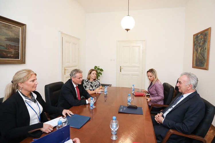 Šarović sa Satlerom: Nastaviti rad na reformama
