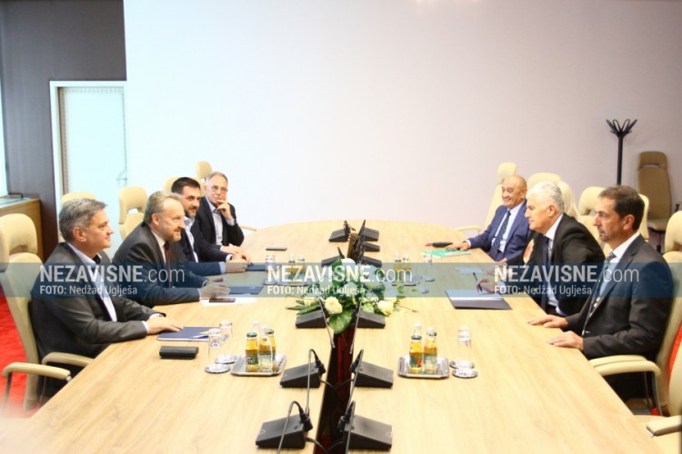 Izetbegović i Čović: Ništa ne može biti ostvareno bez trećeg partnera