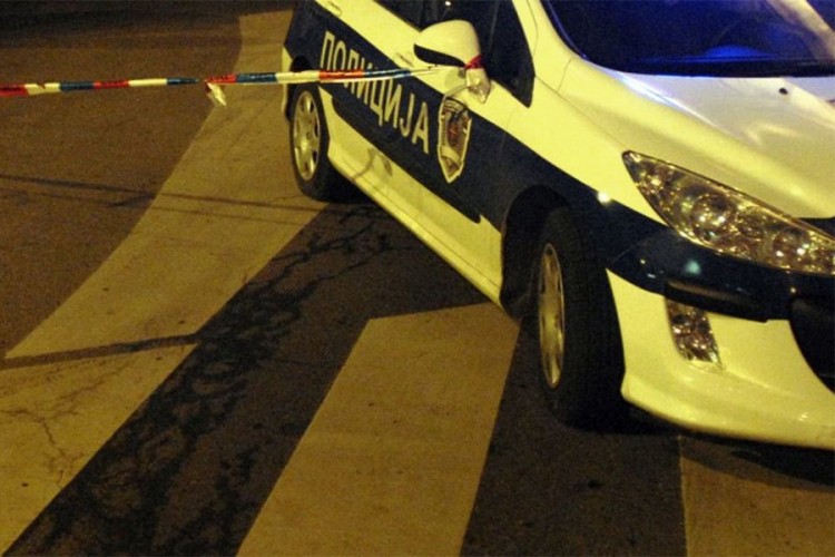 Vrijeđali i napali goste u diskoteci, a zatim i policajce
