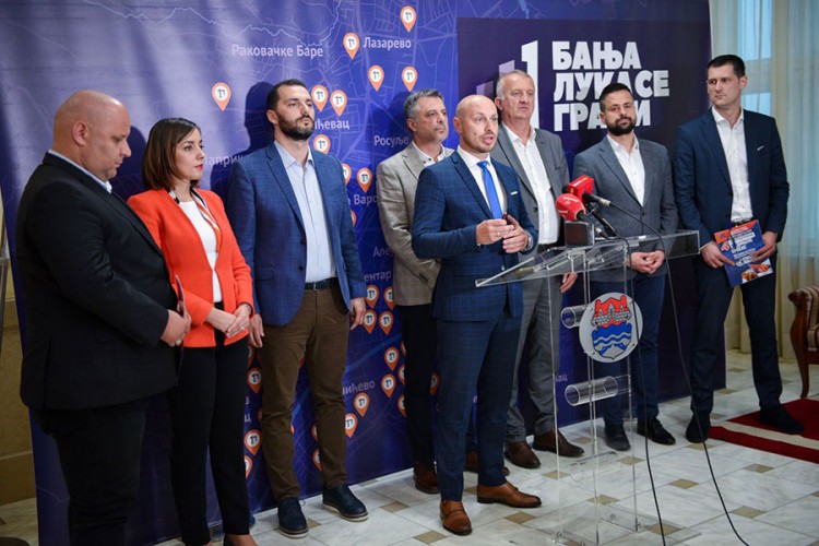 Radojičić sa predstvanicima Ujedinjene Srpske o infrastruktirnim projektima