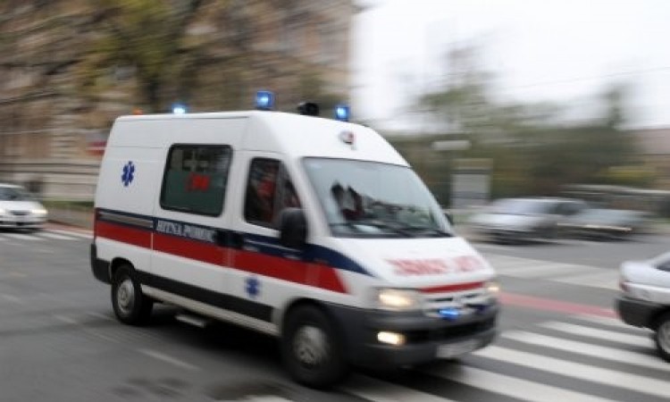 Ranjen muškarac primljen u bolnicu, tvrdi da ga je upucala supruga