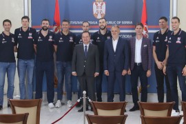 Dačić uručio odbojkašima Srbije diplomatske pasoše