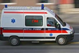 Voz naletio na džip, povrijeđene dvije osobe