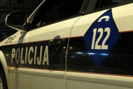 Pucao na ljubavnicu jer je sa drugaricom otišla na vašar