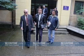 Pred bijelim štapom i dalje mnoštvo barijera