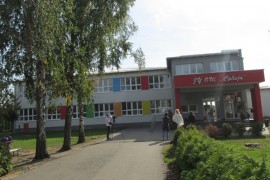 U OŠ "Srbija" u Crkvini uveden elektronski dnevnik