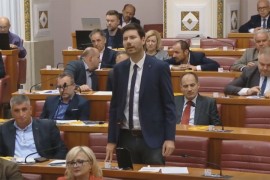 Straža ponovo iznijela Pernara iz Sabora