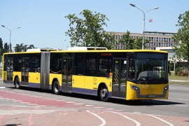 Autobus priklještio ženi ruku i vukao je 15 metara