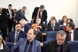SDA: Vlada je populistička; SDP: Dosadni su više iz SDA
