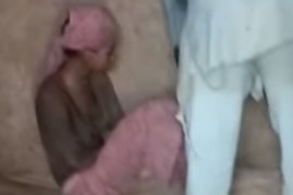 Potresni snimci: Kćerku držao zarobljenu jer je odbila ugovoreni brak