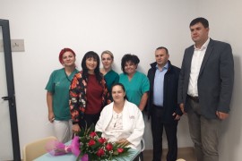 Ćosić posjetio majku koja je rodila peto i šesto dijete