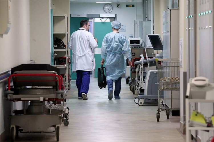 Preminuo službenik istražne komisije Rusije nakon napada nožem