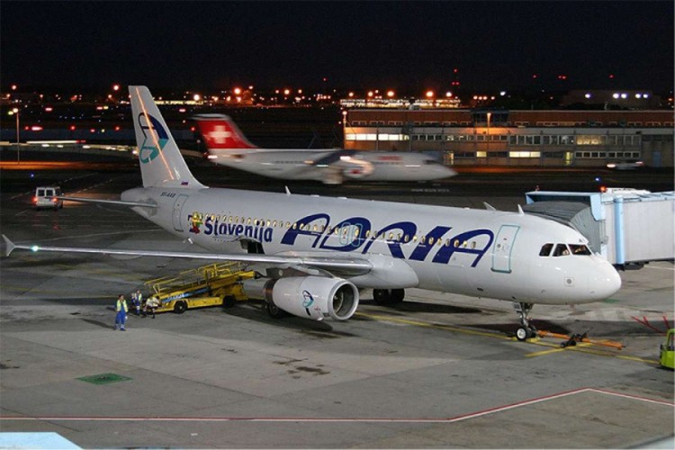 Umjesto "Adrije" novi avio-prevoznik na aerodromu Brnik
