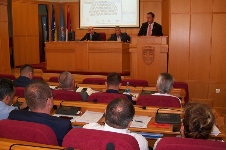 Trebinje: Za budžetski deficit "kriv" izostanak naknada