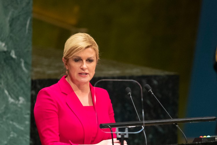 Hit na internetu: Kako je Kokolinda imitirala kandidaturu Kitarovićeve