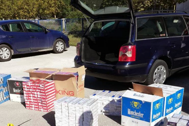 Trebinjac švercovao 8.000 paklica cigareta