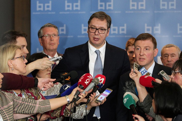 Optužena za prijetnje Vučićevoj djeci se kaje