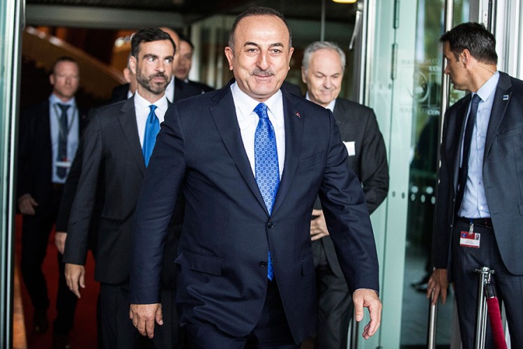 Čavušoglu: Akcije u Siriji privremena mjera