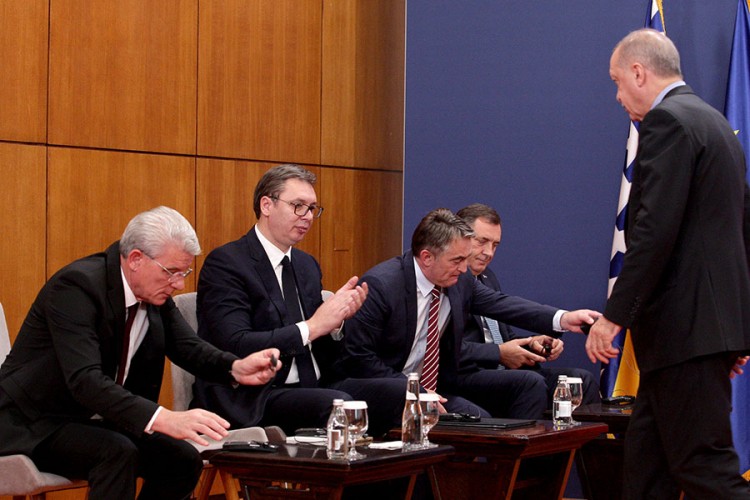 Vučić: Erdoan ima stabilizujuću ulogu na Balkanu