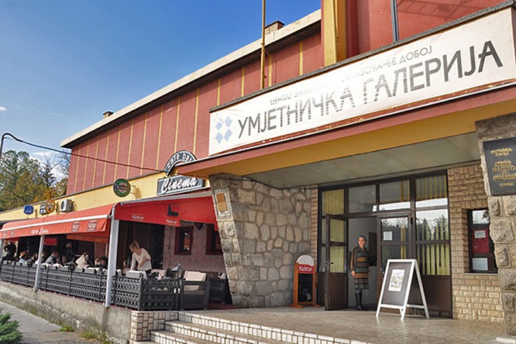 Odigrana predstava "Jače od čarolije"
