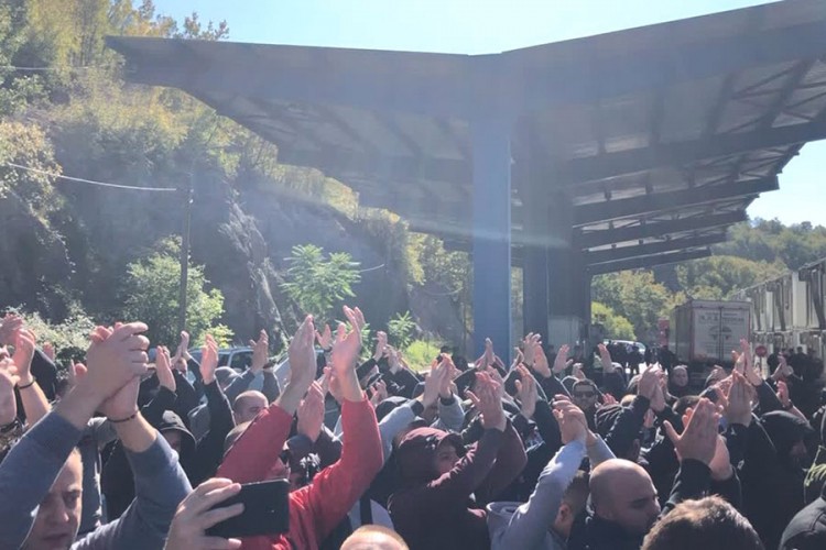 Fudbaleri Zvezde nisu pušteni na KiM, vraćaju se sa Jarinja