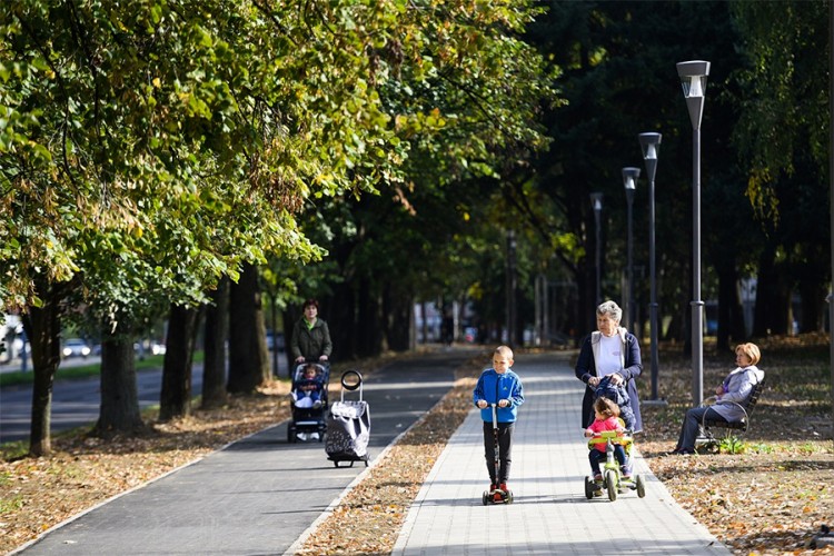 U Banjaluci novih 1,2 kilometra biciklističkih i pješačkih staza