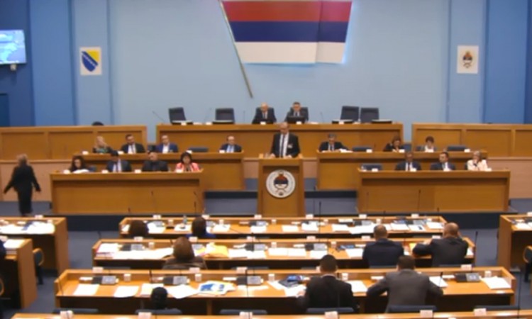 Izvještaj o radu RTRS-a u NS RS: "Promijeniti Zakon o javnom sistemu"