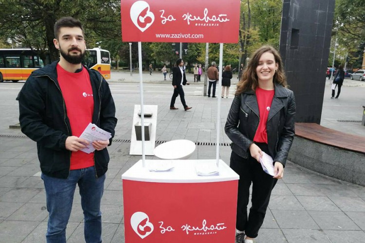 Akcija Fondacije "Za život": Informisali Banjalučanke o posljedicama abortusa