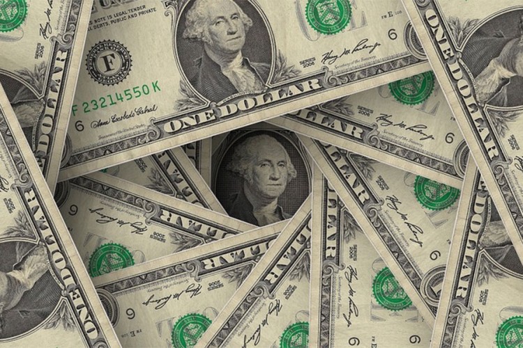 Dolar oslabio prema evru, očekuje se smanjenje kamata Feda