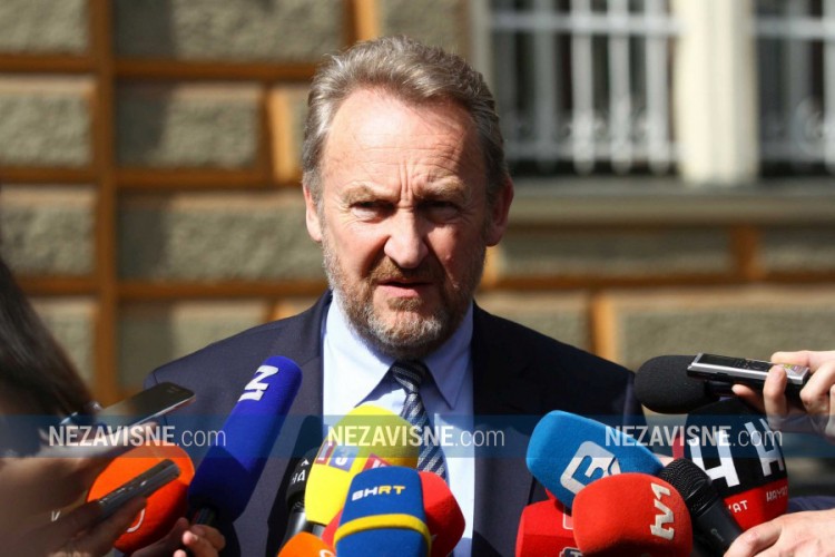 Izetbegović: Krajnje je vrijeme da se napravi korektan kompromis