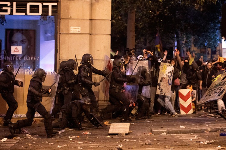 U Barseloni više od 500 povrijeđenih od početka protesta