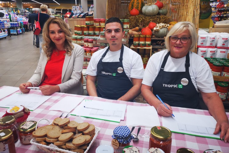 Izabrani pobjednici Ajvarijade trgovačkog lanca Tropic i mojMarket
