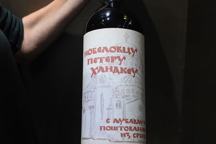 Vukosavljević i Kusturica s Handkeom na večeri u Parizu