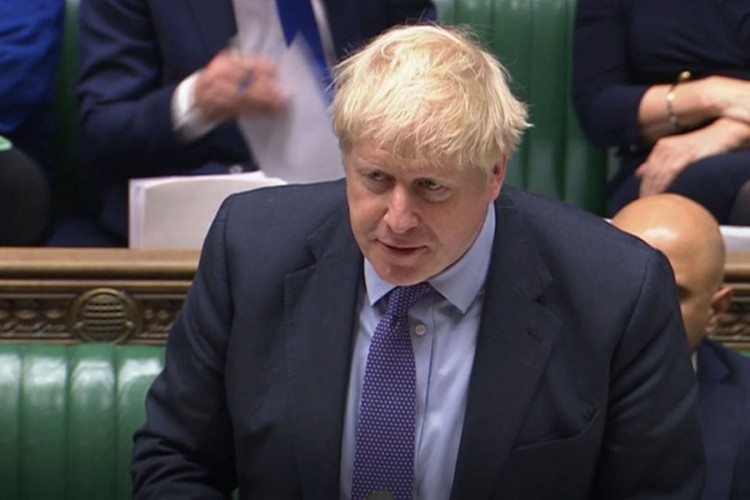 Džonson prijeti izborima i povlačenjem zakona o Brexitu