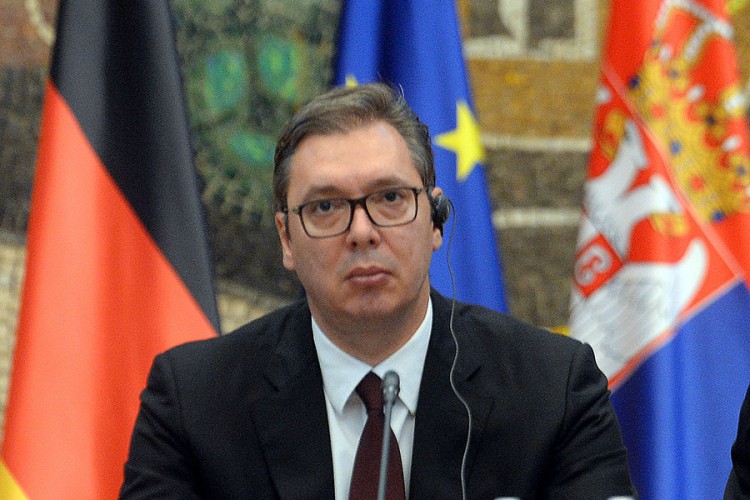 Vučić: Srbija po prosečnim platama prestigla BiH