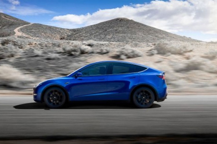 Tesla Y stiže prije roka