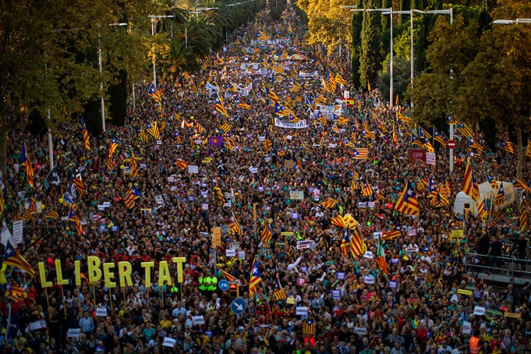 Stotine hiljada demonstranata u Barseloni